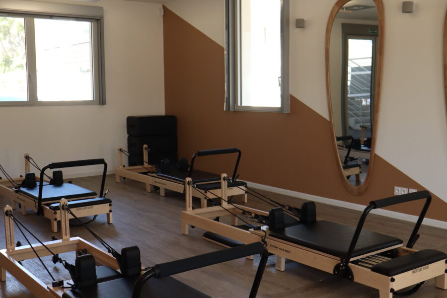 Cours de Pilates Reformer à Cassis : Découvrez les bienfaits chez Souffle 320